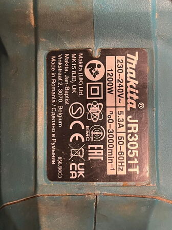 Bajonetsav, MAKITA JR3051T