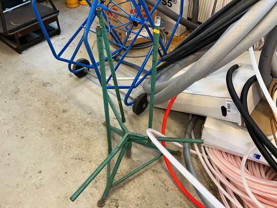 Div. rør og slanger, samt vogne