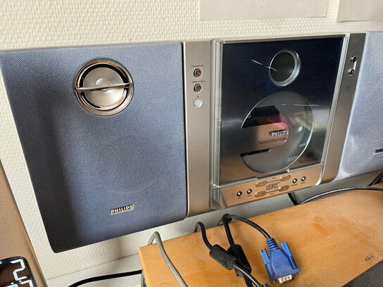 El. hæve/sænke skrivebord, 2 stk. skuffemoduler,  reol