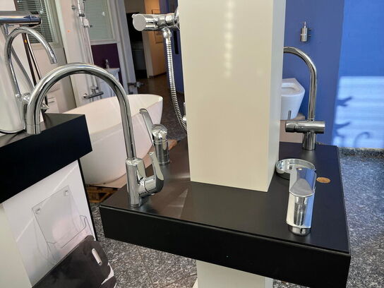 Stander med amature og brusere