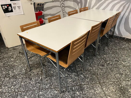 2 stk. spisebord med 8 stk. stole