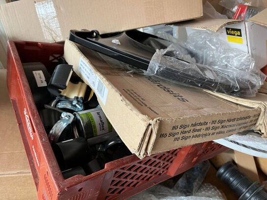 2 stk. borde med i ndhold