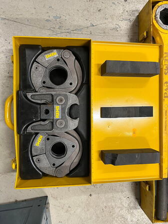 Klemmeværktøj, REMS