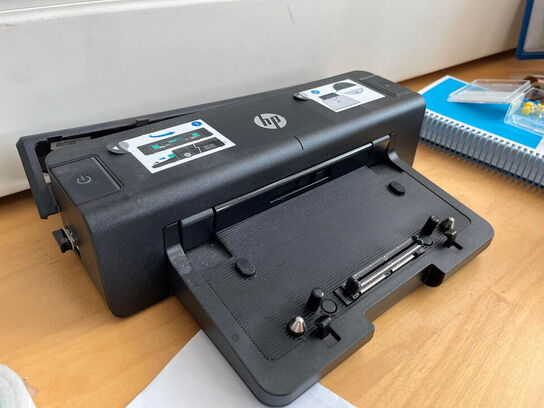 El. hæve/sænke skrivebord samt skuffemoduler