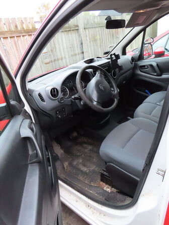 Varebil, CITRÖEN BERLINGO Cityvan 1,6 aut.