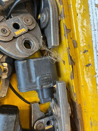 Klemmeværktøj, REMS