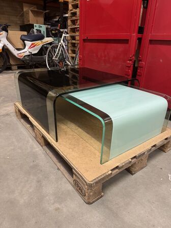 2 stk. Indskudsborde i glas