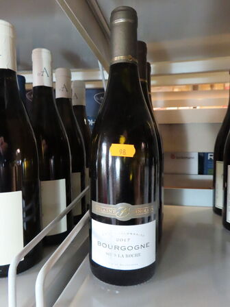 4 fl. hvidvin, BOURGOGNE SOUS LA ROCHE 2017,