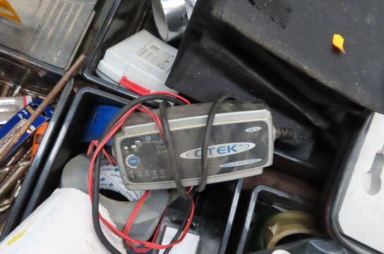 Palle med diverse bor mv.