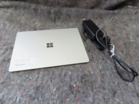 Computer -  MICROSOFT SURFACE LAPTOP 2