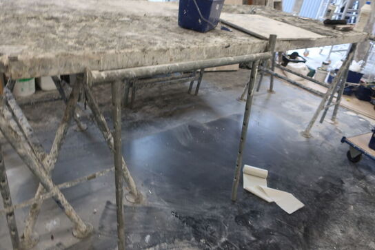 Stilladsbukke med 2 stk. stilladsdæk