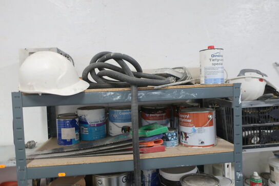 6 fag lagerreoler med div. Værktøj og varelager