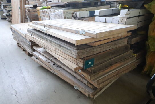 2 stk. Udhusdøre 95x205cm