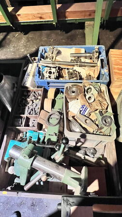 Bordfræser, Sicar SF900 med fremfører, Univer 508 med tilbehør