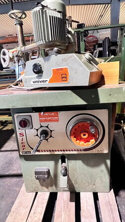 Bordfræser, Sicar SF900 med fremfører, Univer 508 med tilbehør