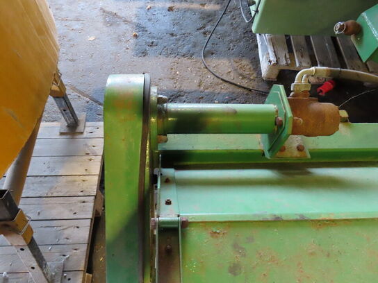 Kost, THYREGOD, trepunktsophæng med hydraulisk drev