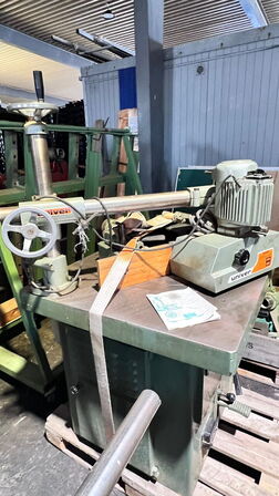 Bordfræser, Sicar SF900 med fremfører, Univer 508 med tilbehør