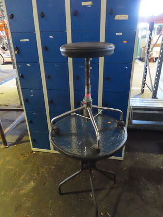 4 stk. garderobeskabe