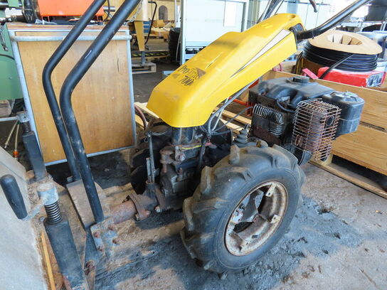 Redskabsbærer med kost, TEXAS PRO-TRAC 700