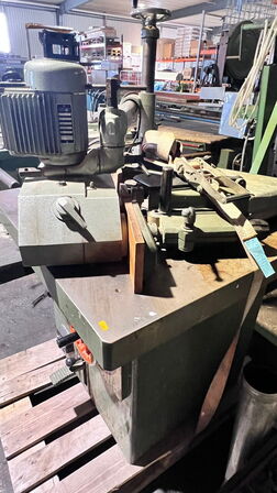 Bordfræser, Sicar SF900 med fremfører, Univer 508 med tilbehør