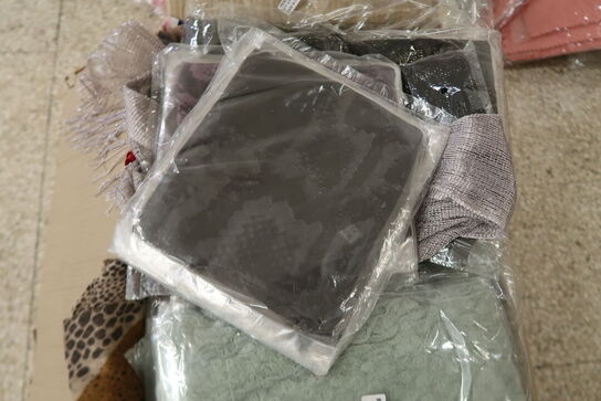 Ca. 100 stk. BitAvant tørklæder 