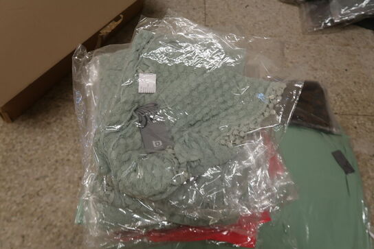 Ca. 100 stk. BitAvant tørklæder 