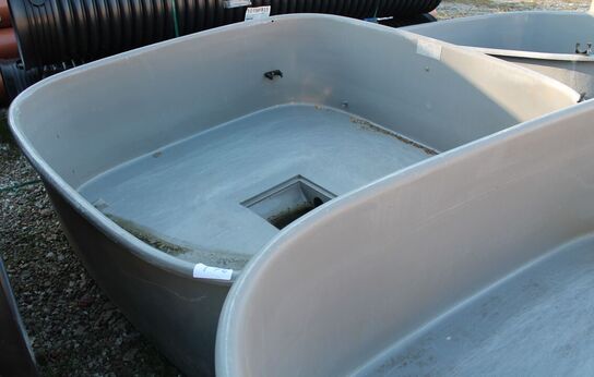 Glasfiberkar 2x2 x0,6m (velegnet til bade bassin eller havedam)