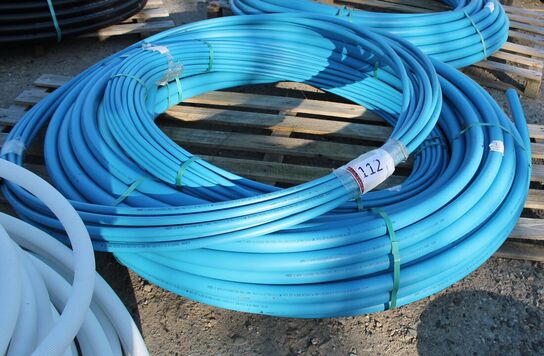 100 m 20 mm pem rør + 50 m 25 mm pemrør + 100 m 50 mm pem pn 10 slange (alle med et par ridser)ubrugt