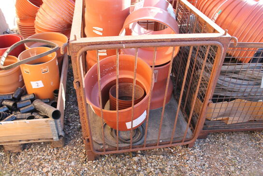 8 paller med 400 mm kloakfittings + 1 palle diverse ubrugt (uden paller)