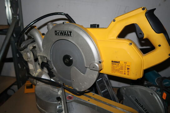 Kap/geringssav DEWALT DWS788-QS