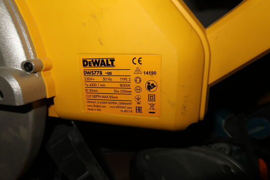 Kap/geringssav DEWALT DWS788-QS
