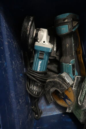 4 stk. akku håndværktøj MAKITA DJR187, DGA506 m.fl.