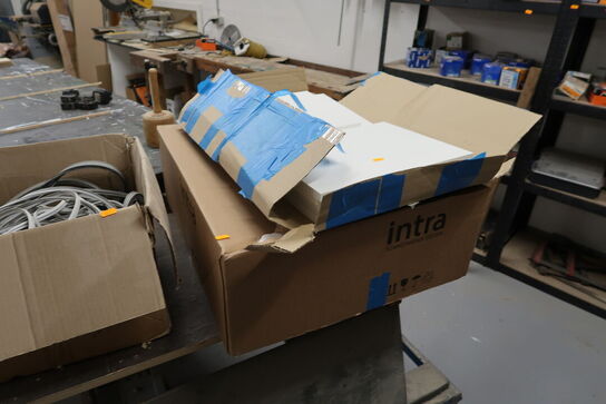 Vogn med div. Varelager samt håndvask