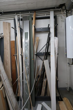 Grenreol samt reol (læs beskrivelse)