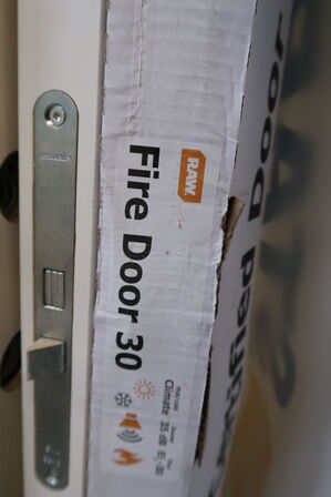 Div. Døre samt karme SWEDOOR