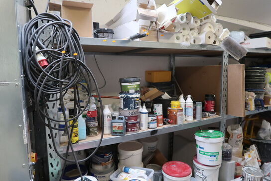 4 fag lagerreoler uden indhold (læs beskrivelse)