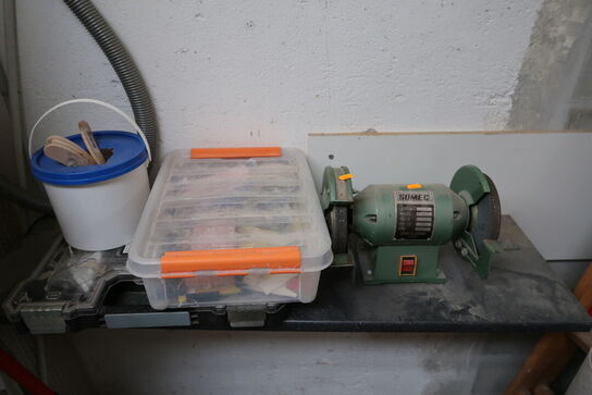 Bænksliber SUMEC samt div. Varelager