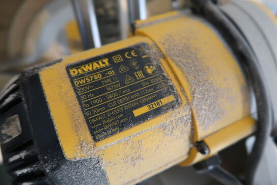 Kap/geringssav DEWALT DWS780-QS