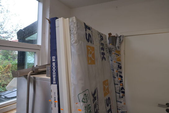 Div. Døre samt karme SWEDOOR