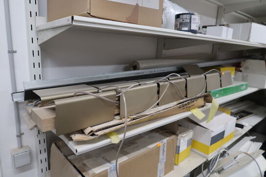 Div. Varelager, værktøj, døre m.m.