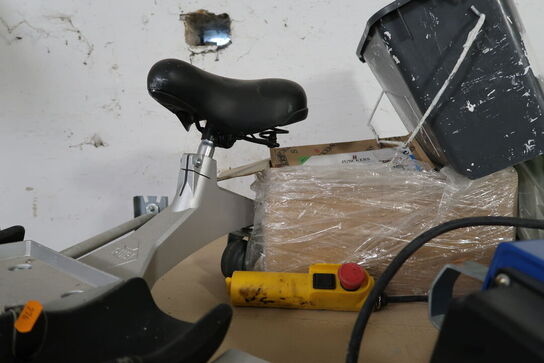 Fliselæggerstol RUBI