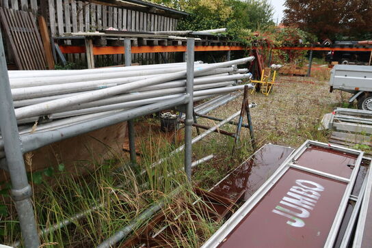 Barrel med stilladsdele JUMBO