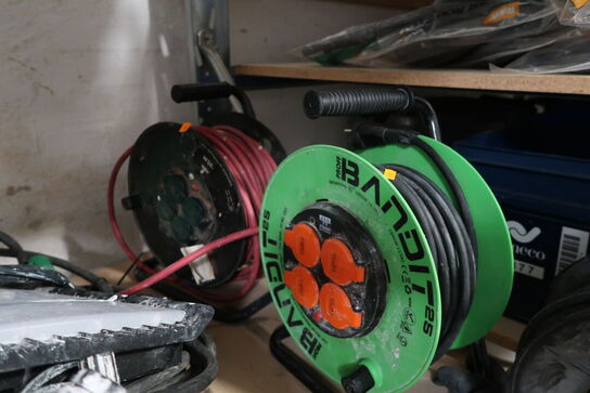 3 stk. kabeltromler samt forlængerledninger