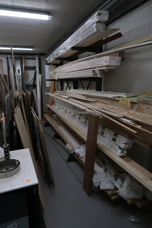 Grenreol samt reol (læs beskrivelse)