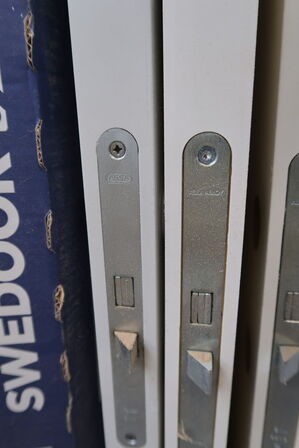 Div. Døre samt karme SWEDOOR