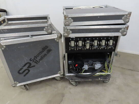 Dimmerracks i flightcase og tom flightcase