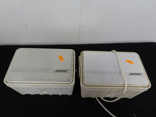 2 stk. BOSE højtalere til installation MODEL 25
