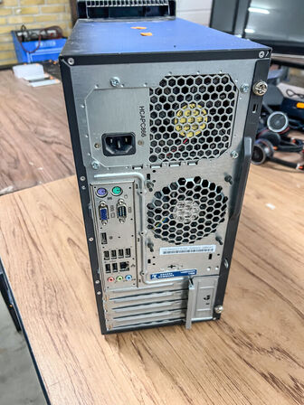LENOVO ThinkCentre M58/Intel Core2Duo/2GB/160GB HDD