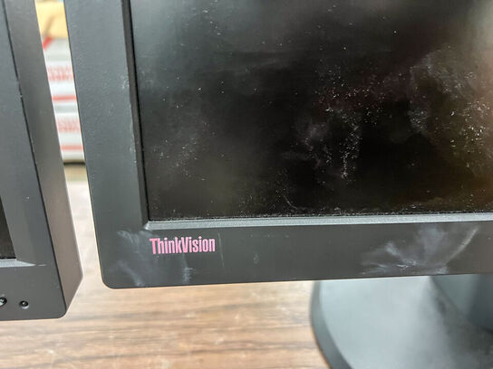 2 stk. LENOVO ThinkVision 24" & 22" skærme