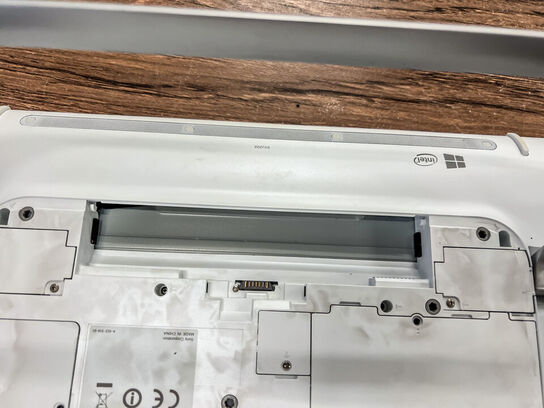 SONY Vaio SVJ202B11M/Intel i3-3227U/4 GB/120 GB SSD